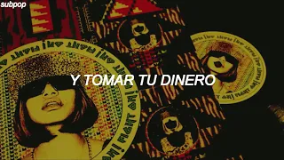 M.I.A. - Paper Planes (Sub Español)