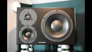 Dynaudio Lyd 48 listening