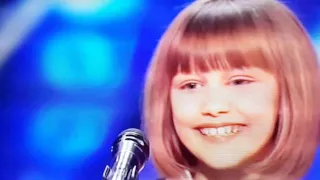 Grace VanderWaal 12-year-old ukulele player and original song gets the golden buzzer from Howie