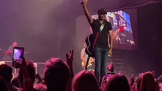 Hootie & The Blowfish - I Only Wanna Be With You/Get Down on It - Nashville - 9-7-19