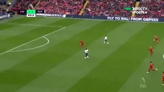 Masterclass de Van Dijk, como defender 2x1