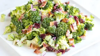 Easy Creamy Broccoli Salad with Bacon