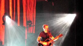 Rise Against - Swing Life Away LIVE Uniondale, NY