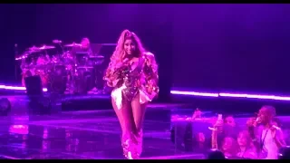 Nicki Minaj trolling "small p*nis boys" in London - The O2 - The Nicki Wrld Tour Live