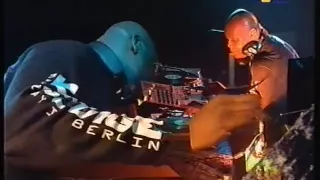 Carl Cox @ Mayday The Raving Society (We are different) 26.11.1994