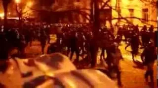 Беркут побил людей на митенге 30 11 2013