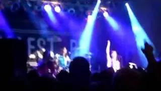 Halestorm covering Bad Romance  2/19/11