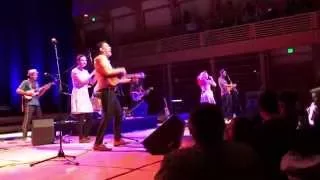 'La Bamba Rebelde', Las Cafeteras