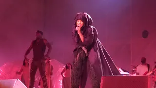 Rihanna - Man Down - ANTI WORLD TOUR - LIVE in Köln 28.07.2016