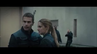 Tris and Four (Jealous)