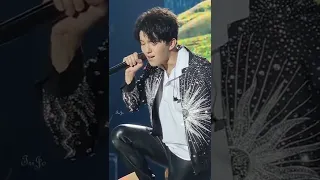 Qairan Elim - fancam - Dimash Qudaibergen- Prague 16.4.22