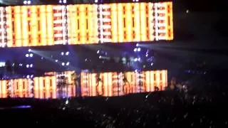 Beyonce - Crazy In Love - Mrs Carter Tour - London O2