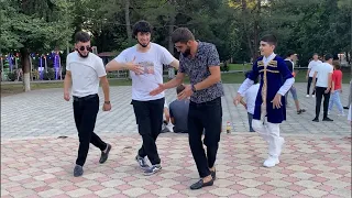 Парни Танцуют Мадина Chechen Dance Lezginka 2023 Zaqatala Чеченская ALISHKA Madina Kavkaz Music