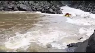 Kayaking the Zambezi river - Mat Dumoulin