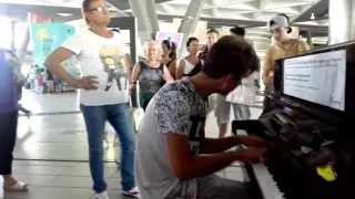 Alan Walker - Faded - Fast Street Piano Cover - at Naples Central station