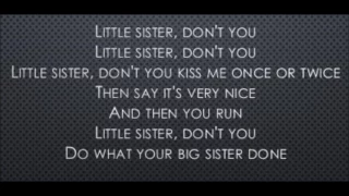 Little Sister - Elvis Presley (Lyrics)