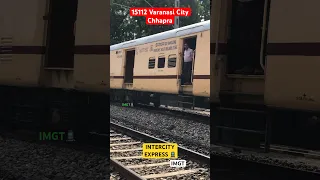 🚊15112 - Varanasi City - Chhapra Intercity Express Un Reserved) #india #railway #train #shorts 🇮🇳