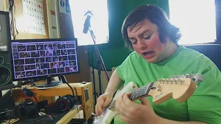 Man plays Van Halen's Eruption without actually learning it