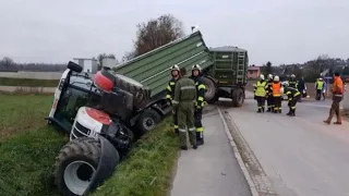 The Best Moments Of This Year! Tractor Fendt, John Deere Are Stuck In The Mud! A Farm Accident!