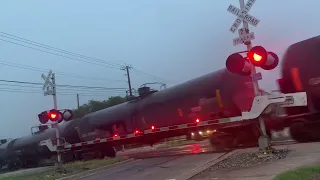 Northbound Union Pacific mix frieght train at dittmar road in Austin Texas on 4/17/24