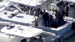 2 injured in hit-and-run boat crash near Haulover Beach