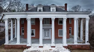 So Many VALUABLES Inside You Won't Believe YOUR Eyes!! RARE Southern Greek Revival ABANDONED Mansion