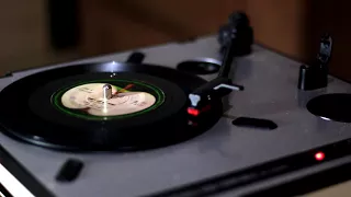 Vinyl Showdown - Don't Let Me Down (The Beatles)