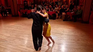 Sofia Saborido and Pablo Inza, dancing to Amarras