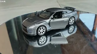 Unboxing Nissan R35 GTR  1/32 Welly