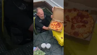 Underwater Pizza Delivery!🍕😋