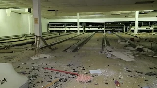 Abandoned Bowling Alley POWER STILL ON (OVERNIGHT CHALLENGE)