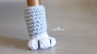 Crochet Cat Paw Chair Socks