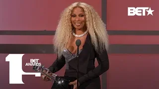 Mary J. Blige Receives Lifetime Achievement Award! | BET Awards 2019