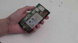 Nokia Lumia 520 disassembly