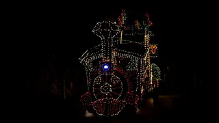 Main Street Electrical Parade Custom Soundtrack (Rodrigo's Magic Kingdom 2016 Classic Pitch Mix)