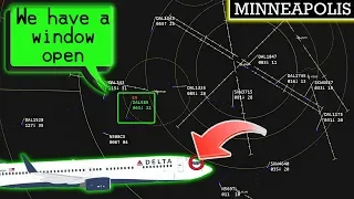 [REAL ATC] Delta is forced to return after a WINDOW BREAKS APART!