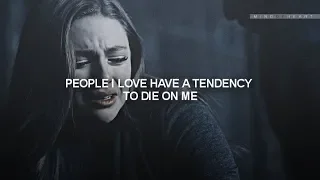 ● Hope Mikaelson{1x13}|| „ People I love have a tendency to die on me..“