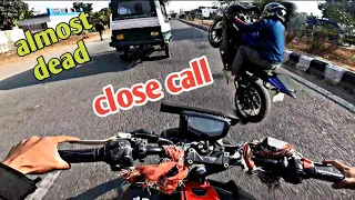 City hyper ride #R15 Vs #Apache 160 4v #closecall almost dead 😱 #viralvideo #youtube