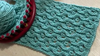 LOOM Knit Stitches : Hourglass Eyelet Lace Stitch Pattern | Use Round or Long loom