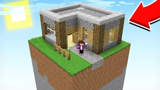 ТЕПЕРЬ Я ЖИВУ ОТДЕЛЬНО ОТ ЖИТЕЛЕЙ В МАЙНКРАФТ 100% троллинг ловушка minecraft