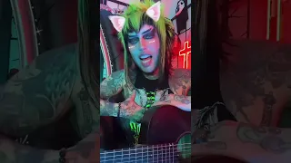 Dahvie Vanity Offering Upcoming Music Artists Help