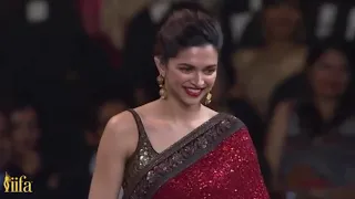 IIFA Awards 2015   Ranveer Singh Proposes Deepika Padukone On Stage