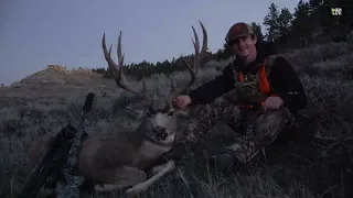 Mustaches and Mule deer | Logan Sluggett shoots a giant Montana buck | Rifle mule deer hunt