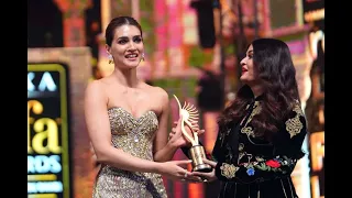 Aishwarya Rai presenting Best Actress (Kriti Sanon for Mimi) - IIFA 2022