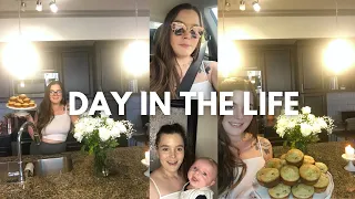 DAY IN THE LIFE + WEEKLY VLOG | Muffin Baking, Pasta Eats, Cleaning, ect.