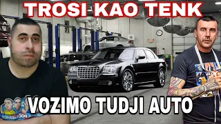 VOZIMO TUDJI AUTO-CRYSLER 300C-TROSI KAO TENK