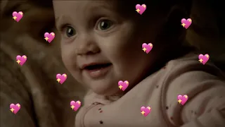 Baby Hope being adorable for 2 minutes straight
