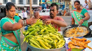 Husband Wife Selling Mirchi Pakoda At Puri Sea Beach । Price ₹ 5/- Only । Indian Street Food