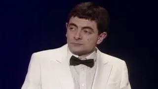 Rowan Atkinson Live - Award Ceremony Bad Loser