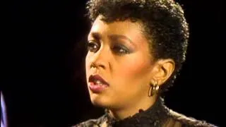 Dick Clark Interviews Anita Baker on American Bandstand 1984